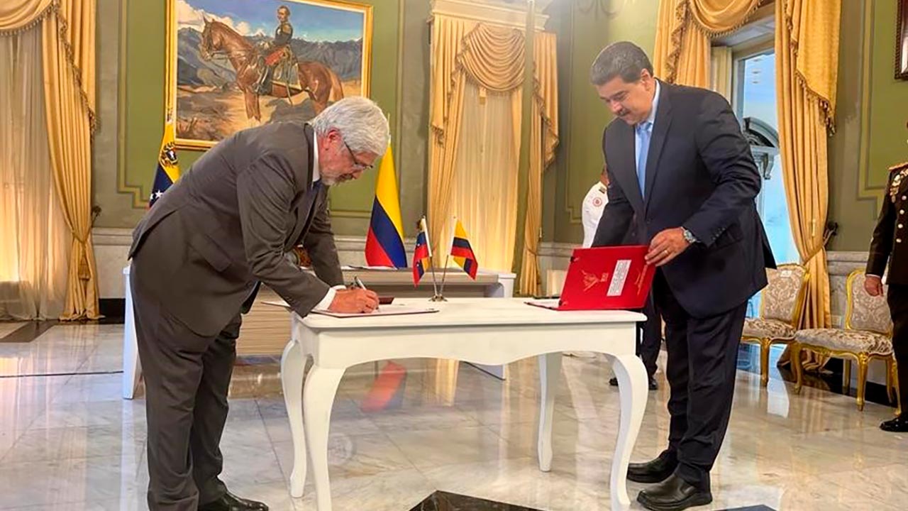 Nuevo Siglo Nuevo Siglo