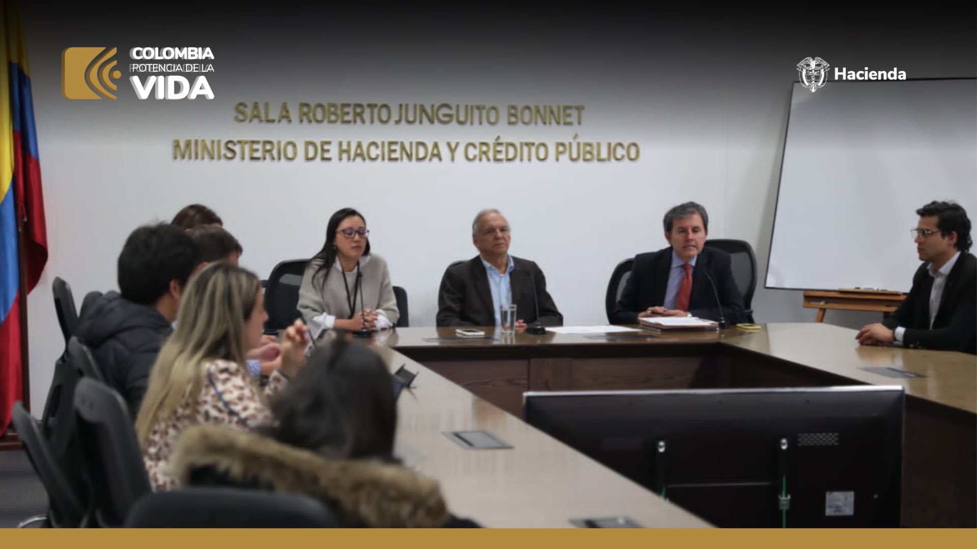 Nuevo Siglo Nuevo Siglo