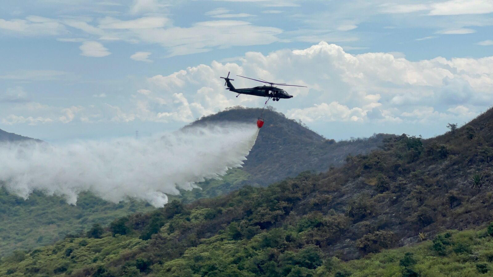 incendio forestal en Yumbo