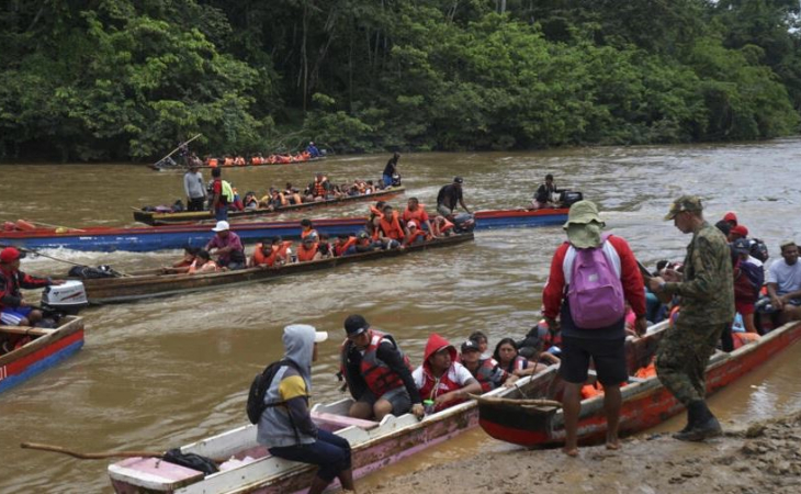 Rescatan a 150 migrantes en comarca indígena de Panamá Migrantes en Panamá