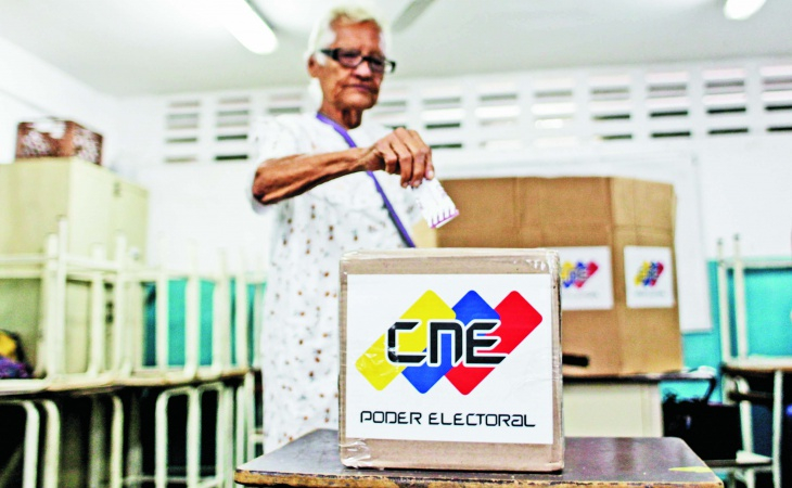 Urna de votos CNE