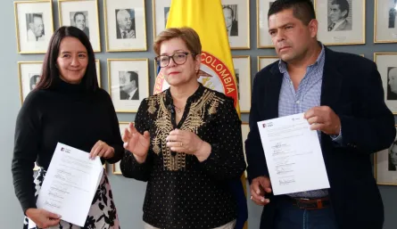 Acuerdo entre DIAN y su sindicato