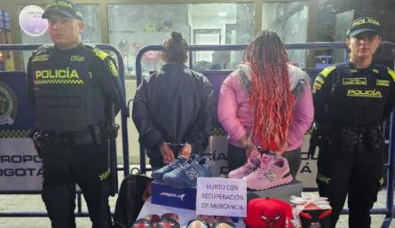 Capturan dos mujeres