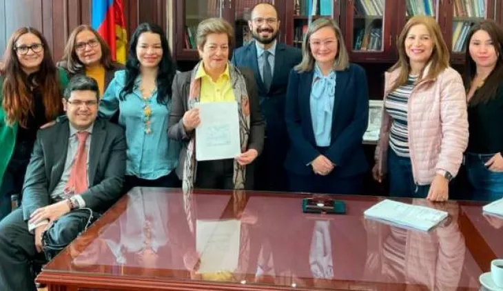 Ministra radica reforma