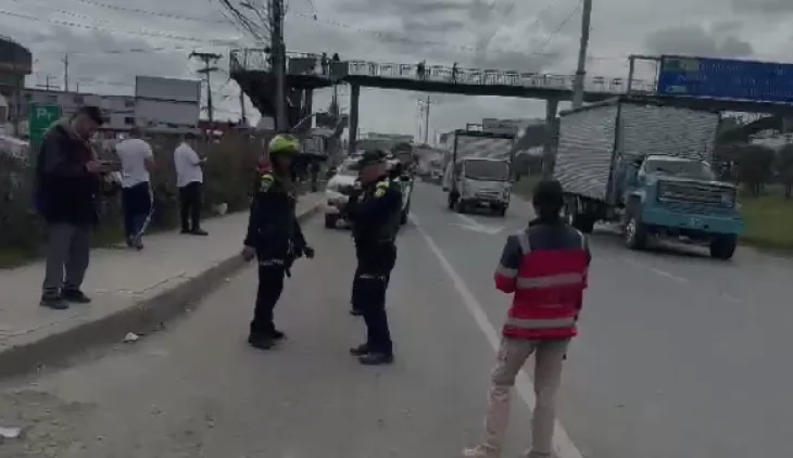 Levantan bloqueos en ambos sentidos de la Calle 13 en Bogotá